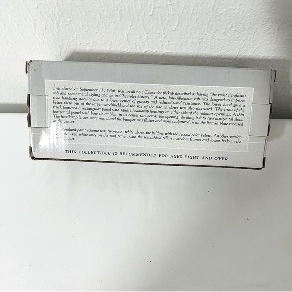 Vintage Limited Edition Die Cast Metal 1967 Chevrolet Pickup Blue Collectible - Picture 4 of 8